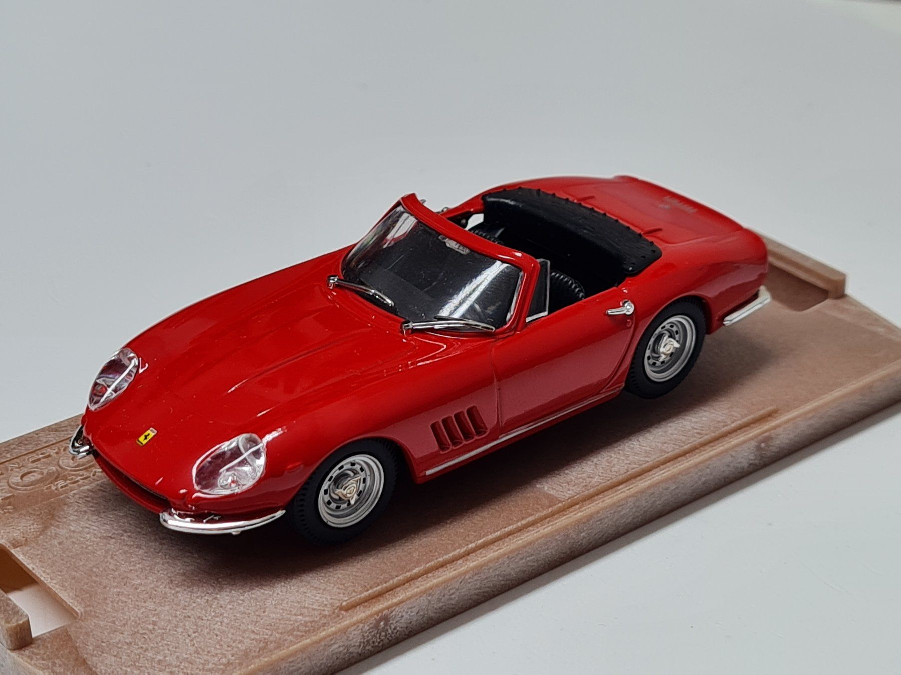 Ferrari Modellini d'auto: Ferrari 275 GTB – Nuovo e nell'imballaggio originale da Kehrsatz venduto da emadir