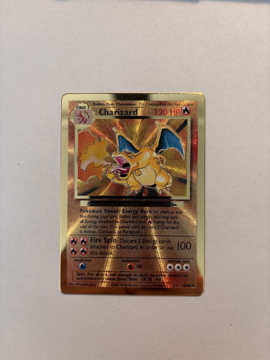 Pokémon Carte collezionabili: Pokemon Charizard Gold Card Base Set mod played – Usato da Ascona venduto da ElfieLove