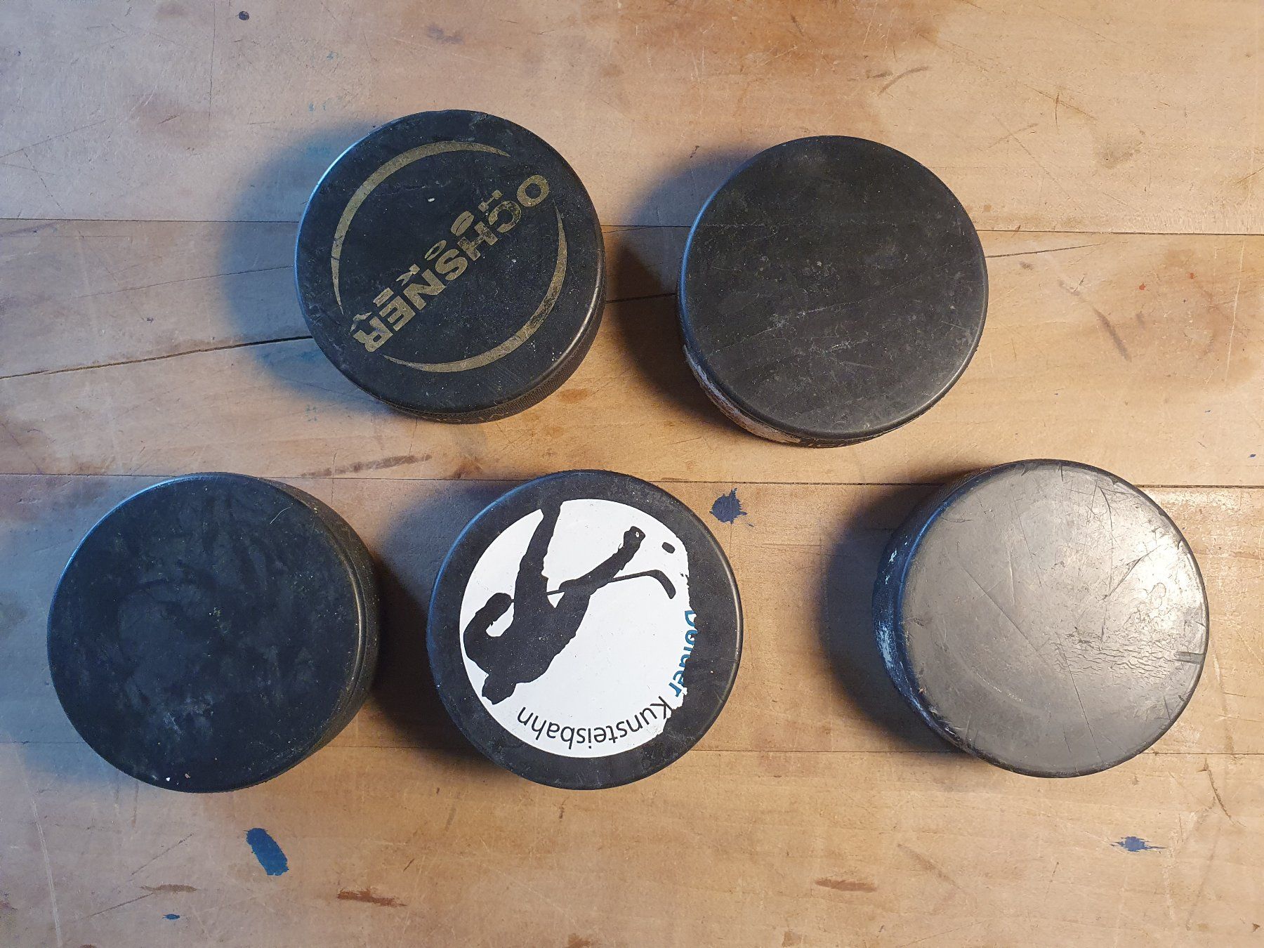 Palloni: 5 Stk Eishockeypucks – Usato da Zürich venduto da loosebone 3