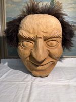 Handgeschnitzte Holzmaske, Walliser Maske , signiert, vintag