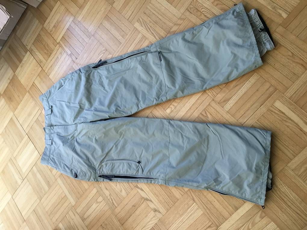 Pantaloni: Skihose Schneehose S Snowboardhose – Usato da Itingen venduto da BorerOnlineShop