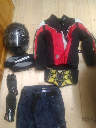 Ensemble complet moto femme, BMW, Airoh, Spidi