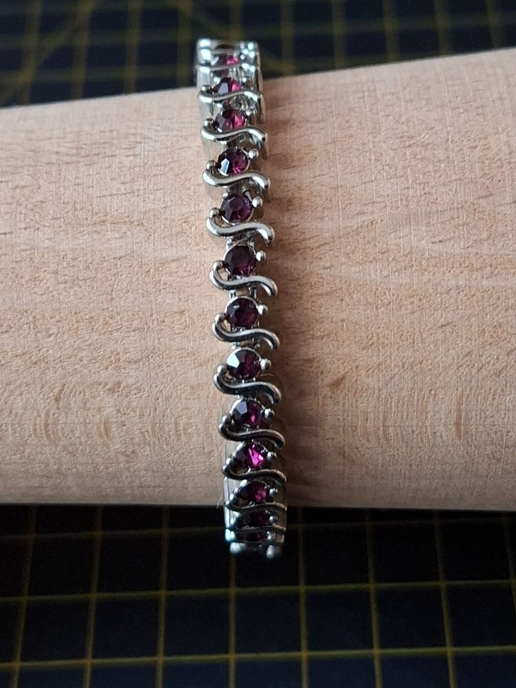 Bracciali & Braccialetti: Armband – Usato da Zwieselberg venduto da Halifaxmendusli