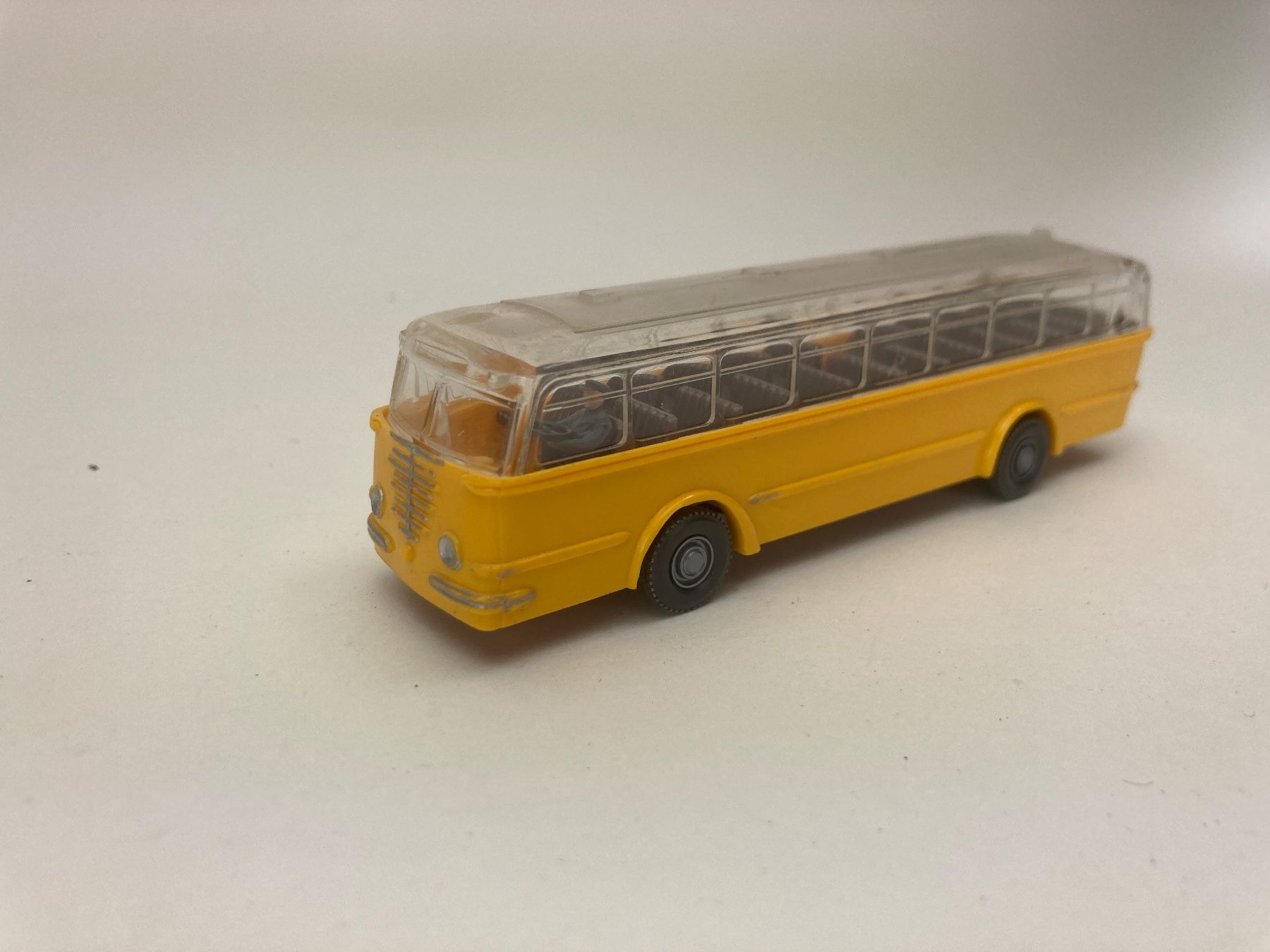 Wiking Modellini d'auto: Büssing Trambus gelb – Usato da Elm venduto da Wikmtz