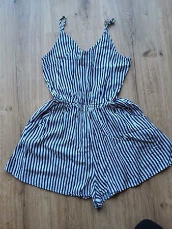Sommerlicher Streifen-Jumpsuit, Grösse 34