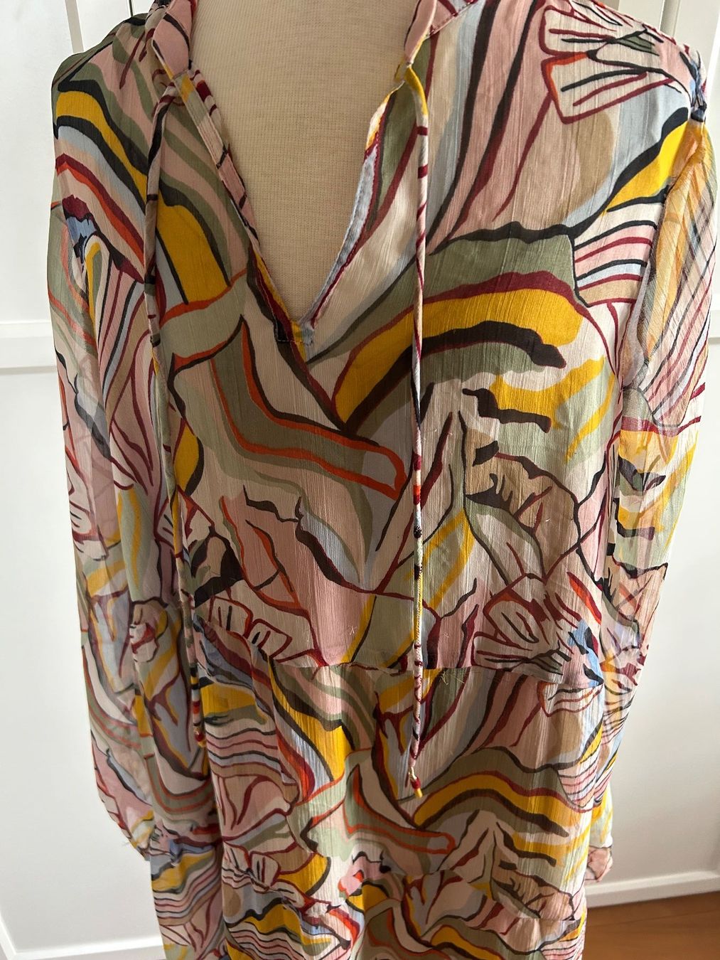Vestiti: Midi-/Maxikleid – Usato da Luzern venduto da lou4444 1