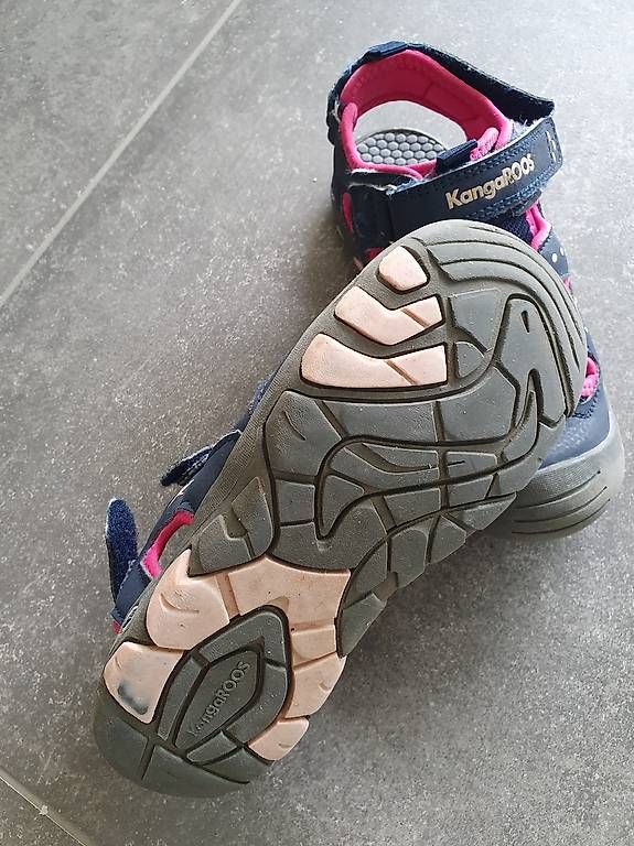 Schuhe für Mädchen: Mädchen Sandalen 32 – Gebraucht aus Moosseedorf von shu_xbn8 1