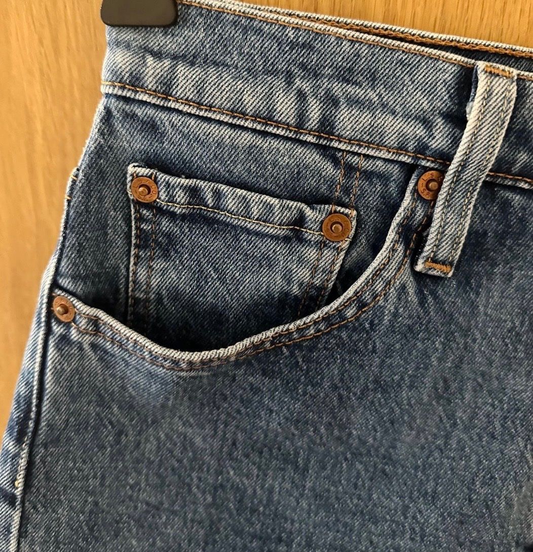 Levi's Pantaloni: Levis 501shorts w25 – Usato da Gondiswil venduto da shaenu 5