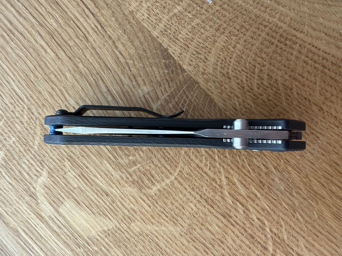 Benchmade Taschenmesser: Benchmade Mini Osborne Reverse Tanto Carbon Fiber – Neu (gemäss Beschreibung) aus Affoltern am Albis von gpi_q8jk 2