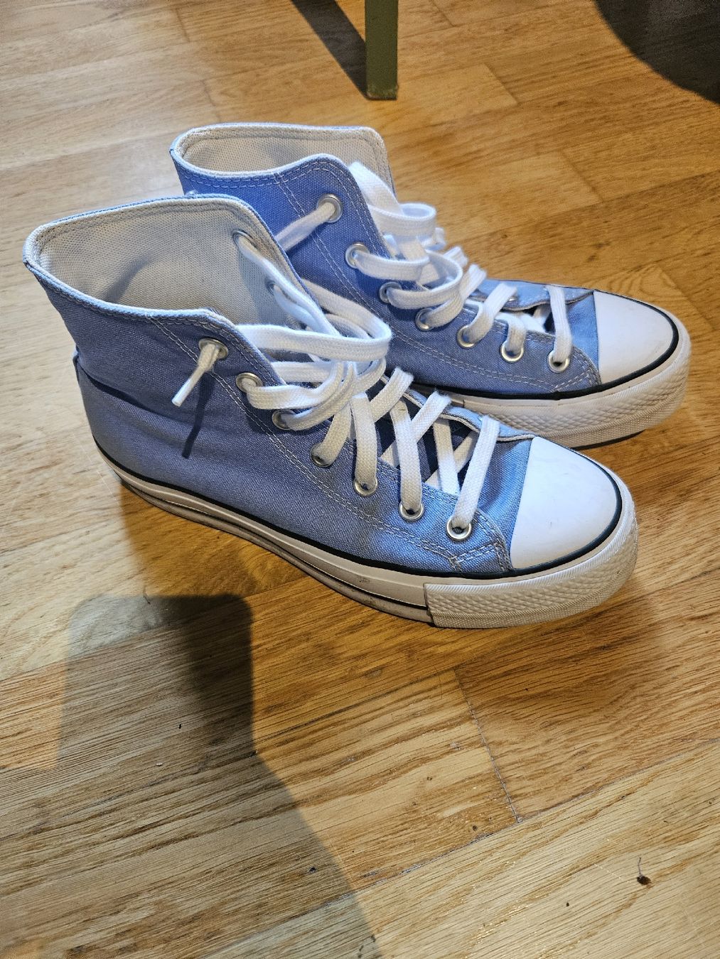 Scarpe da donna: Chuck All Star Converse, diverse Farben, Gr. 38 – Usato da Bern venduto da RCAG 1