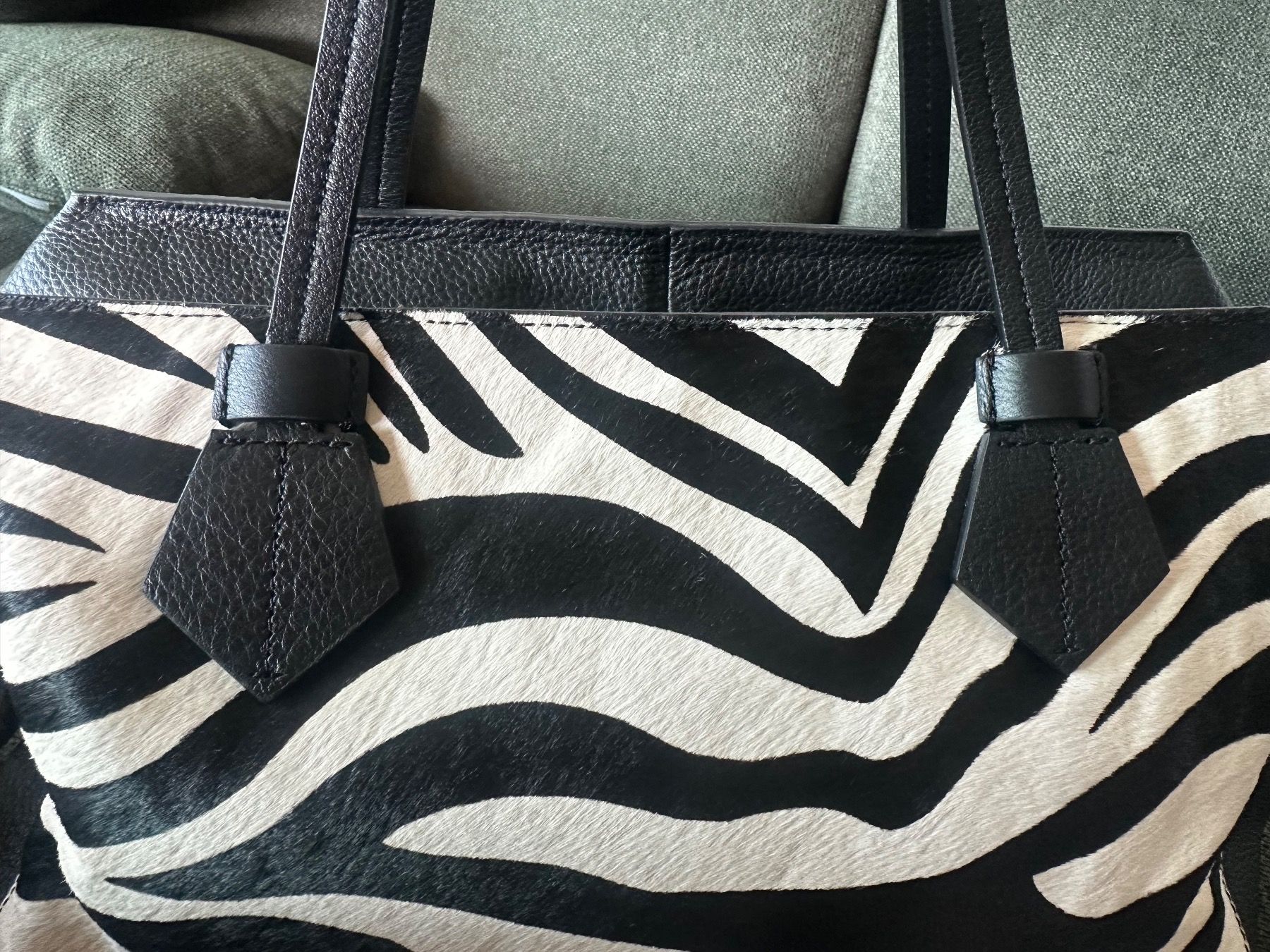 Karen Millen Borse da donna: Zebra print leather bag – Nuovo e nell'imballaggio originale da Herrliberg venduto da Karina351 7