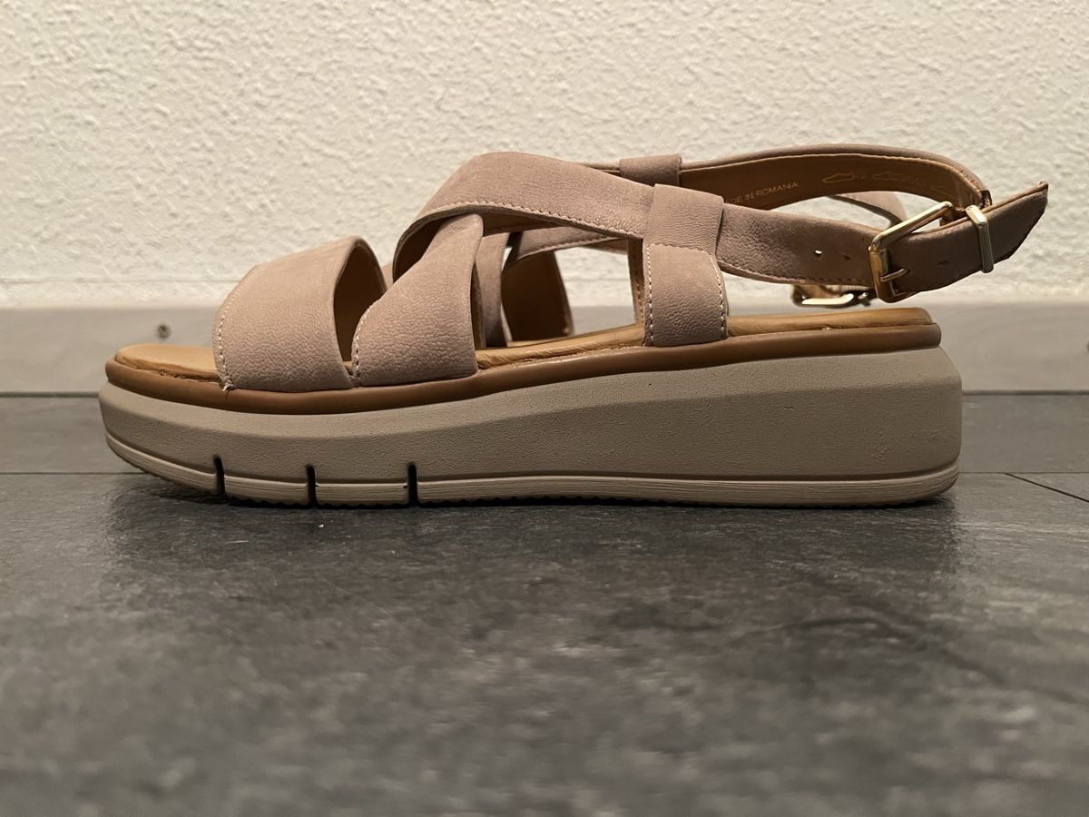 Scarpe da donna: Sandales en cuir – Usato da Lausanne venduto da micou47 1