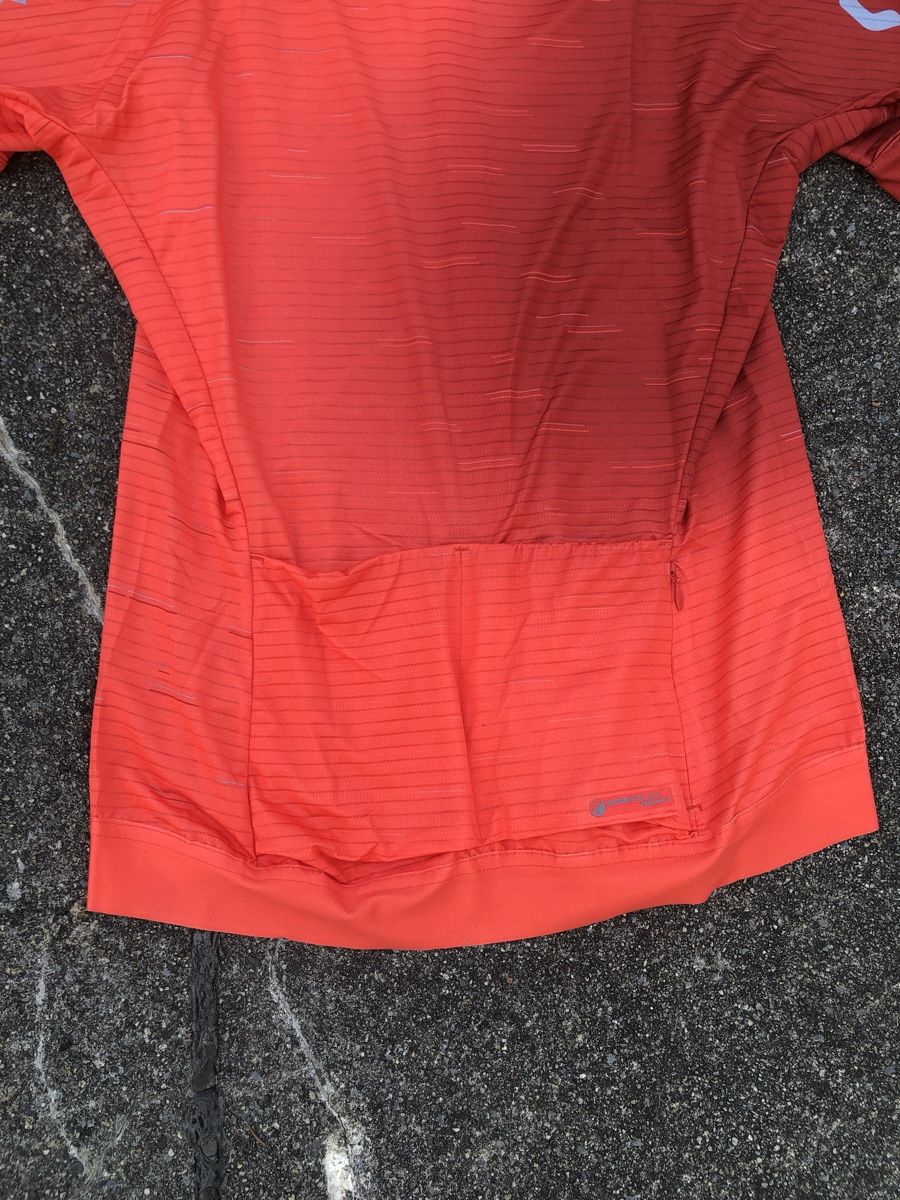 Scott Maillots de corps & Pantalons: Scott Cycling Shirt – D'occasion à Fribourg par ann_l9b7 9