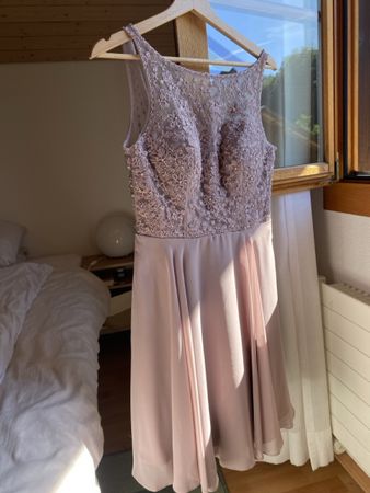 LAONA Kleid Gr. 38 Spitzen-Perlen-Detail