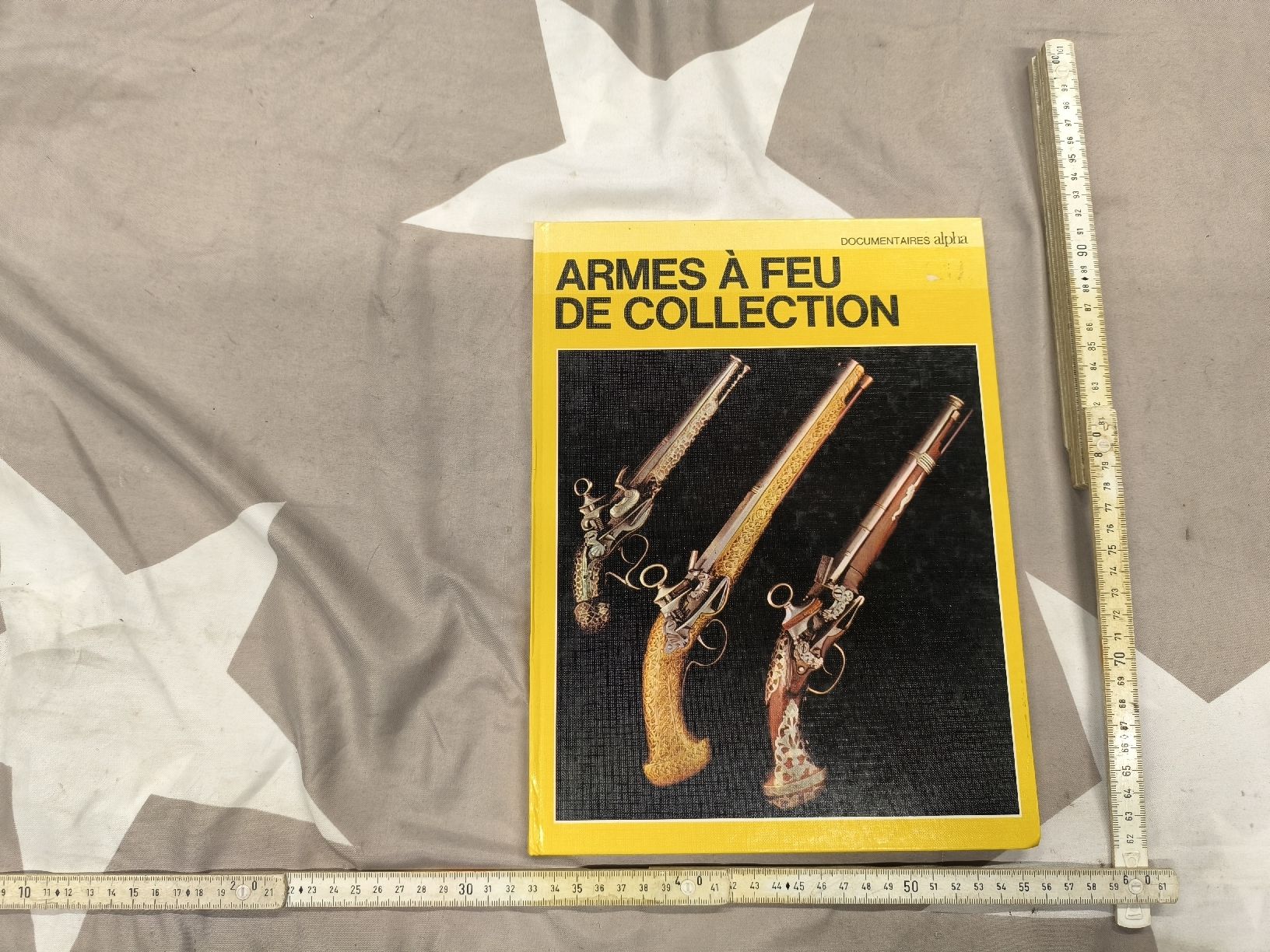 Libri: BUCH.. Armes À Gru De Collection – Usato da Cama venduto da anto_a