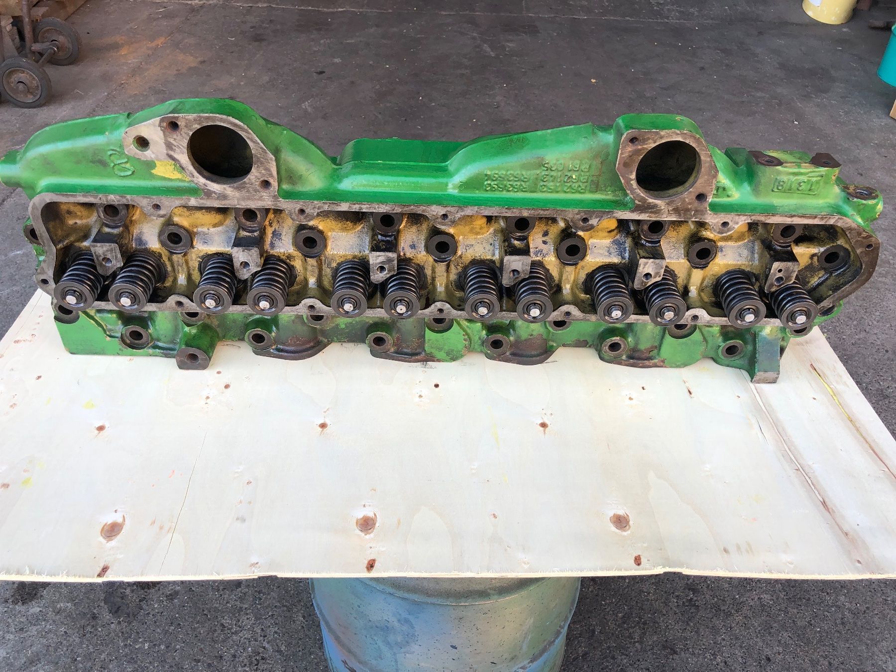 John Deere Trattori: John Deere Zylinderkopf – Usato da Hendschiken venduto da unita2000 1