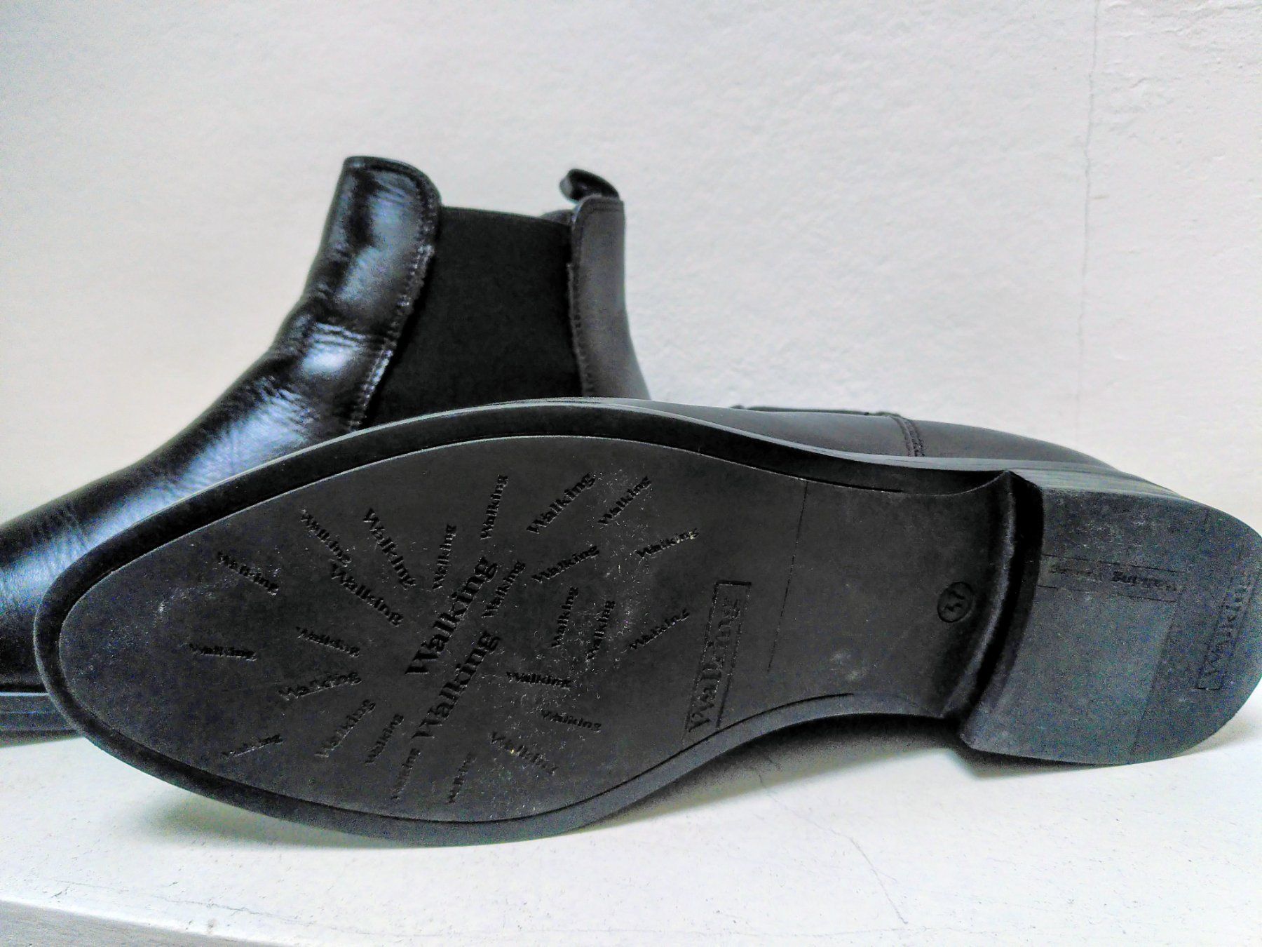 Walder Scarpe da donna: Schwarze Walder Winterstiefeletten, Grösse 37 – Nuovo (secondo la descrizione) da Winterthur venduto da DonnaRicarda 1