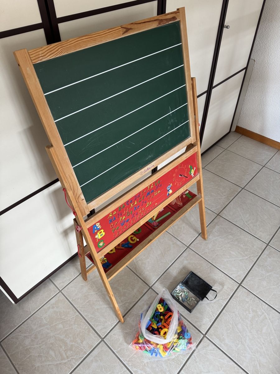 Giocattoli: Schreibtafel mit Zubehör – Usato da Biberist venduto da Irim