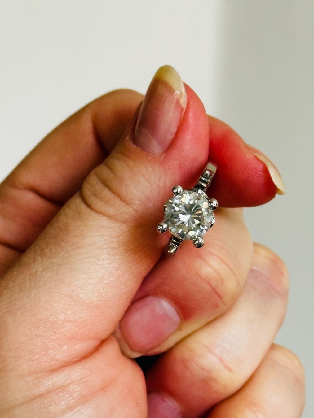Anelli: 8,5 mm White Real Moissanite ring size 7 – Nuovo e nell'imballaggio originale da Genève venduto da AGBERG 5
