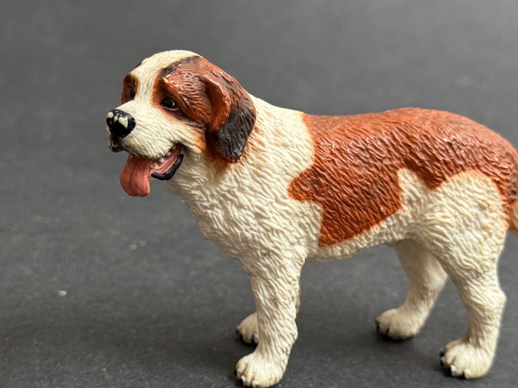 Schleich Statuette: Schleich Bernhardiner Rüde Hund – Usato da Ennetbaden venduto da mapa05 3