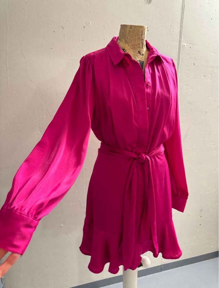 Guess Kleider: Kleid Guess – Gebraucht aus Zug von dani1529 1