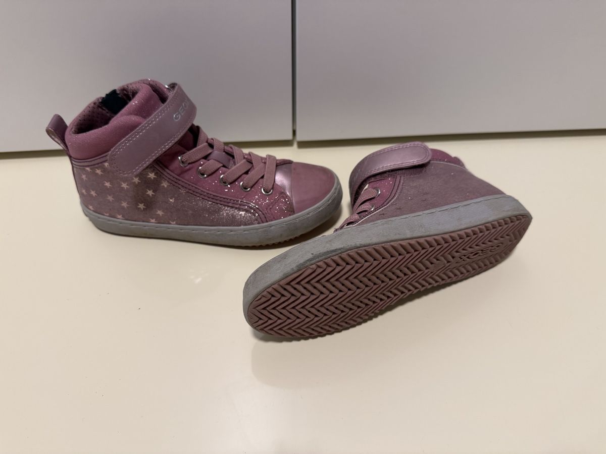 Geox Scarpe per ragazze: Geox Herbstschuhe – Usato da Bonstetten venduto da Tulli.Tulla
