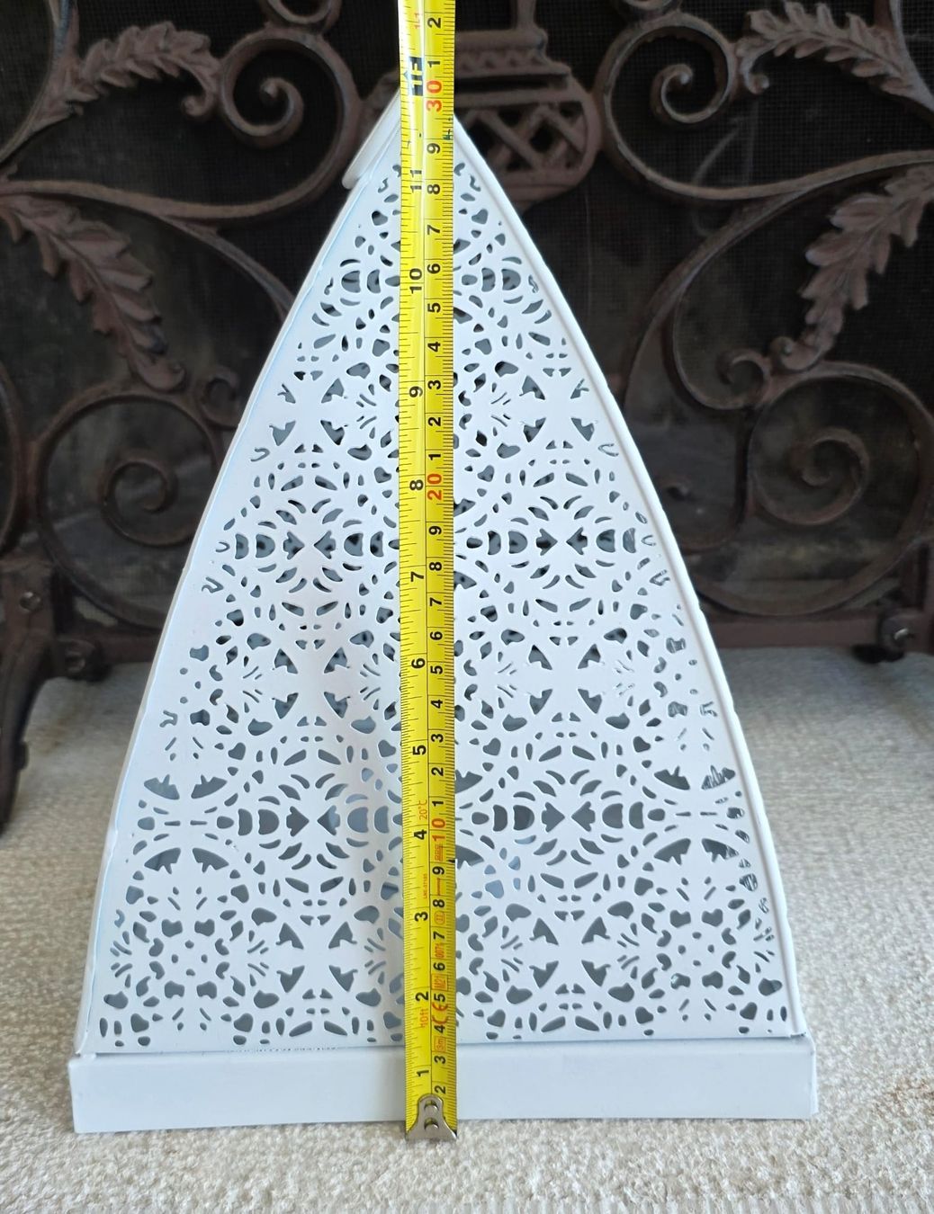 Lanterne: Laterne Weiss Pyramidenform, Metall  – Usato da Rheinsulz venduto da Dred 6