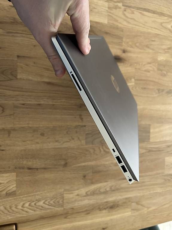 Notebook: HP Pavilion 15-cs3976nz – Usato da Innertkirchen venduto da kil_s5yc 2