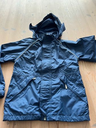 Regenjacke Grösse 140