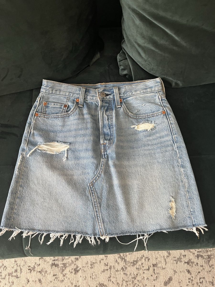 Levi's Röcke: Levi's Jeansrock, Grösse 27, Mini – Neu (gemäss Beschreibung) aus Chur von Mity88
