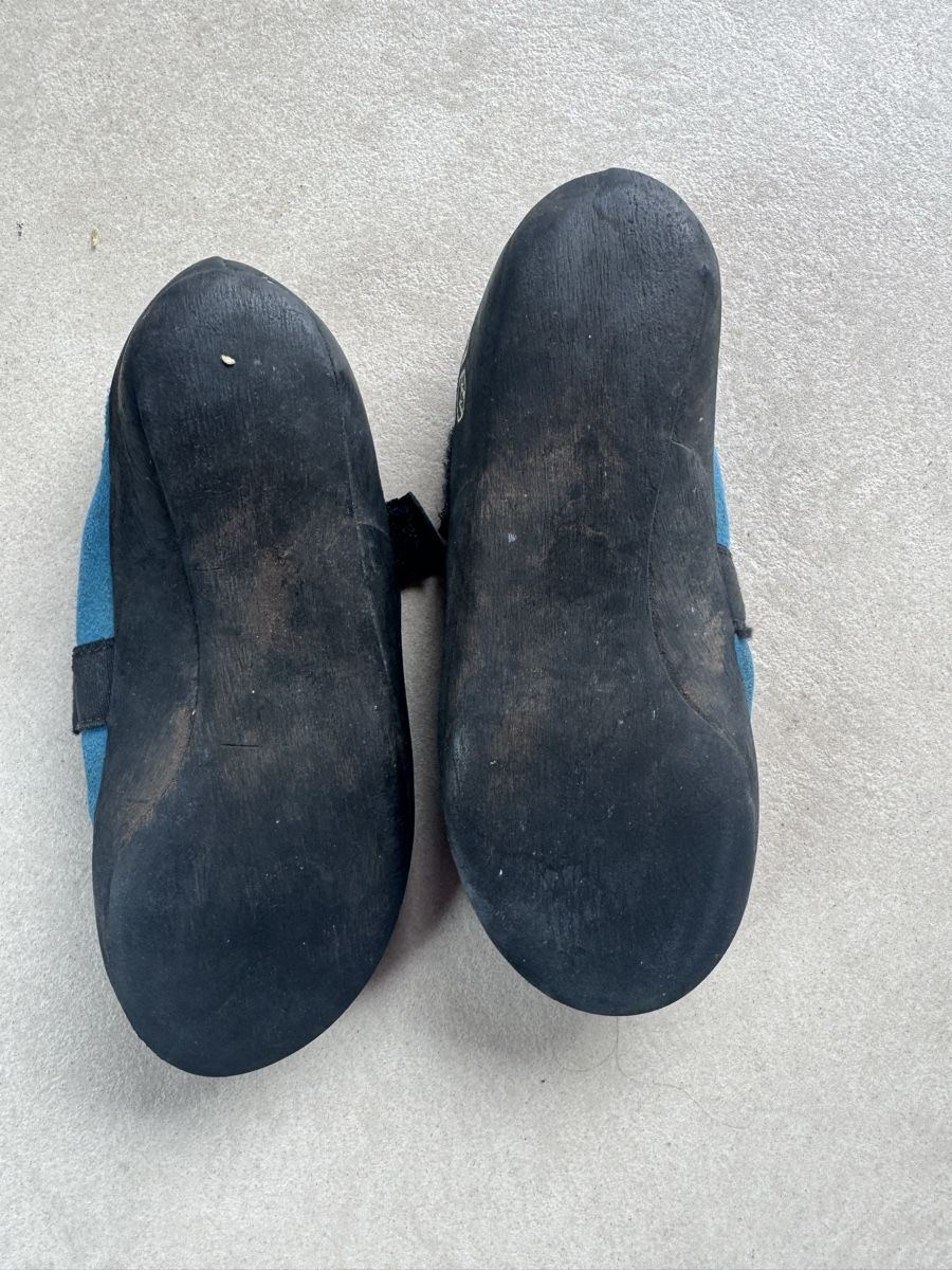 Pareti & prese d'arrampicata: Kletterschuhe  in Größe 32-33 – Usato da Klosters venduto da ste_5crp 1