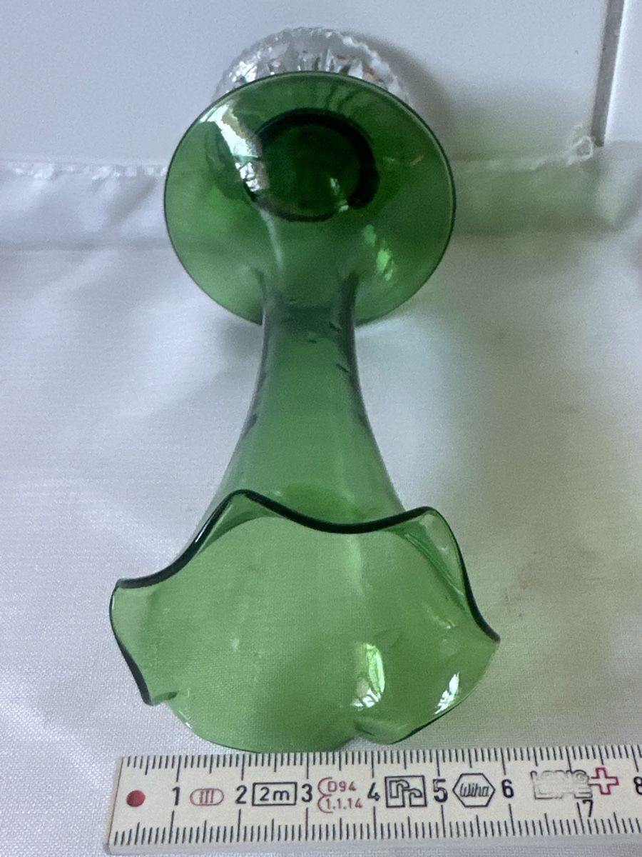 Vasi & Recipienti: Grüne Vintage Vase mit Glasfuss, 20cm – Usato da Zürich venduto da Chaeffeler 3