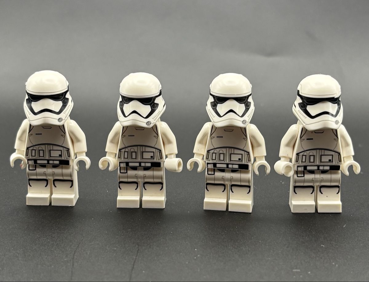 Lego Spielzeuge: Lego Star Wars First Order Stormtrooper Figurenbundle sw0667 – Gebraucht aus Winterthur von Diwolf