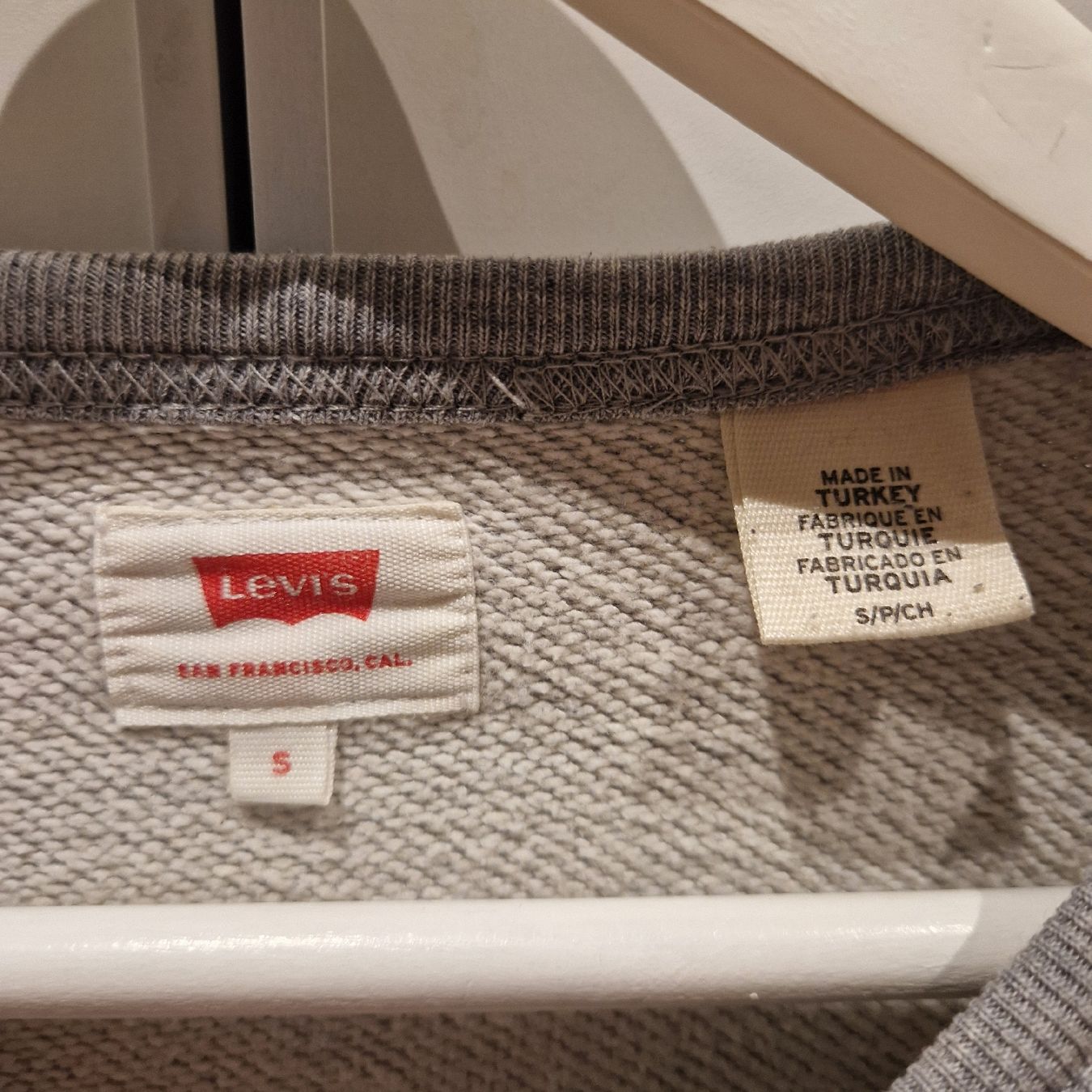 Levi's Pullover & Sweatshirts: neuwertiger Levi's Pullover Grösse S – Neu (gemäss Beschreibung) aus Sarnen von C_Bolt 2