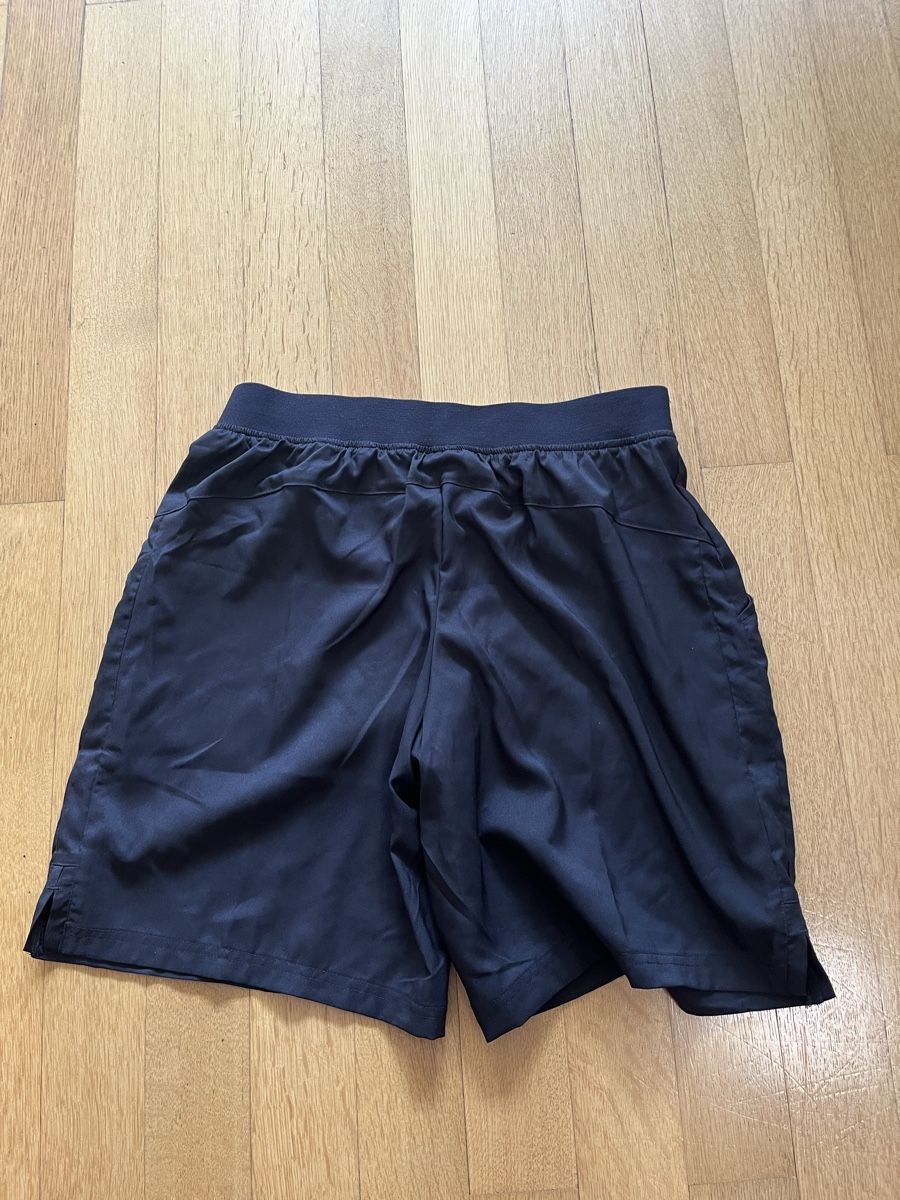 Decathlon Pantaloni: Short Artengo L noir – Nuovo (secondo la descrizione) da Bern venduto da pie_mdk2 2