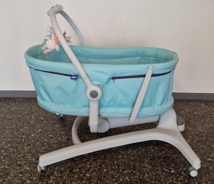 Letti: Chicco Baby Hug Babybett zu verkaufen – Usato da Aarwangen venduto da RDS-Rado 1