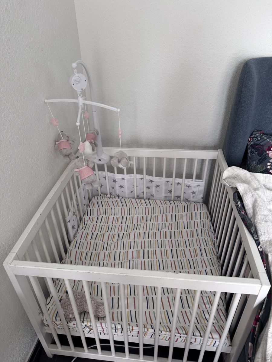 Letti: Baby Crib / Laufgitter – Usato da Zürich venduto da lui_ns5h