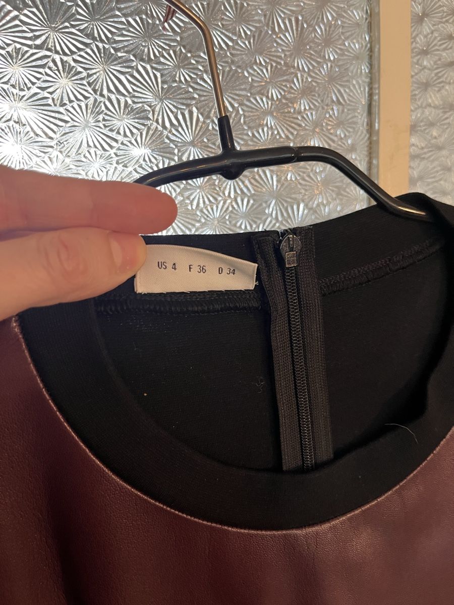 Akris Maglioni & Felpe: Sweatshirt Akris mit Lederdetail – Usato da st. gallen venduto da jefesmith 1