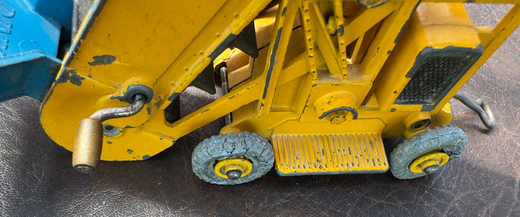 Dinky Toys Modellautos: DINKY TOYS, NR 964, ELEVATOR LOADER, VINTAGE, SCHÖN – Gebraucht aus Ostermundigen von L29 8
