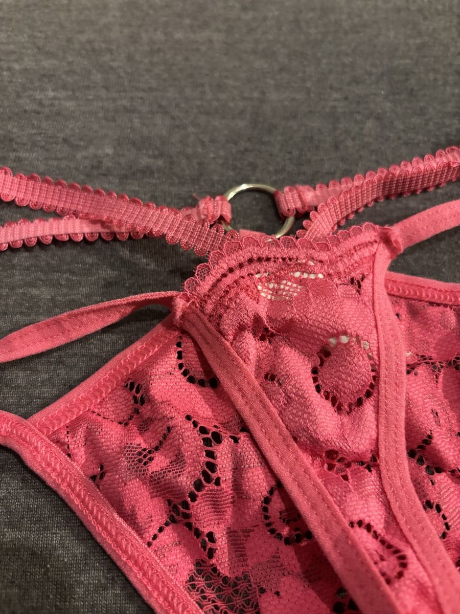 Shein Altra biancheria intima: Roter String Tanga getragen mit Spitze, Grösse S – Usato da Wilen b. Wollerau venduto da Katze005 3