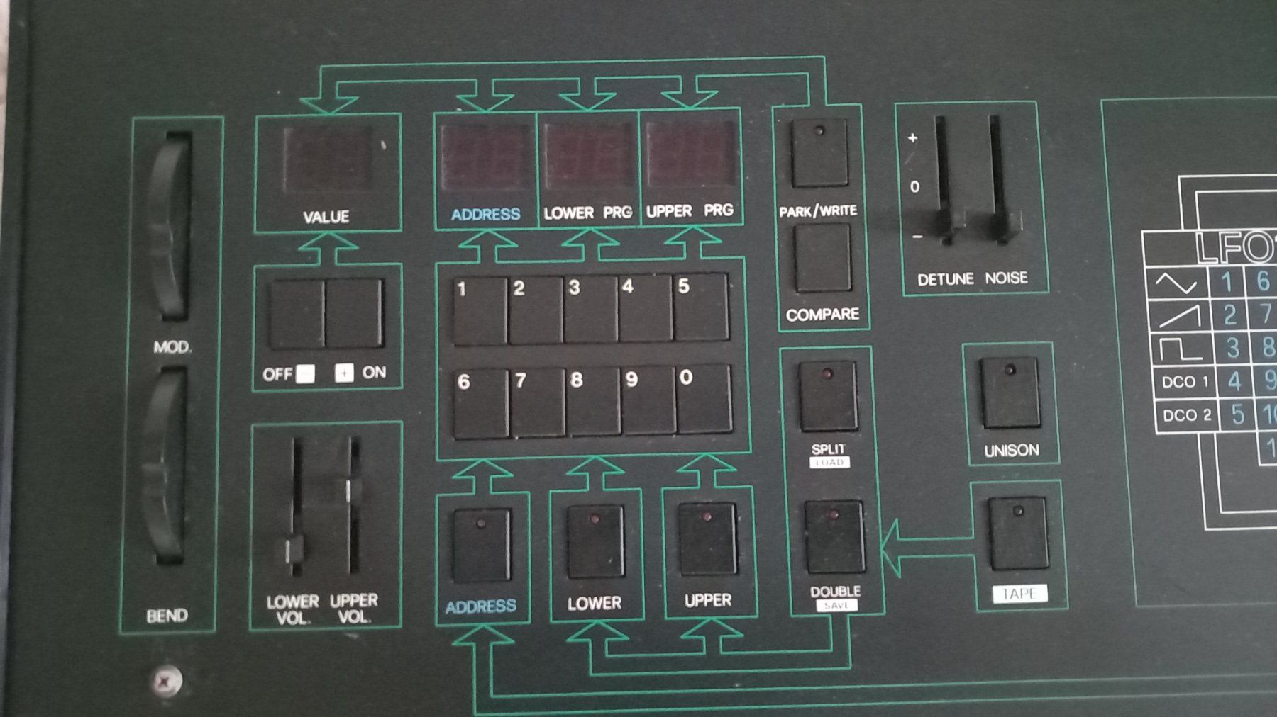 Crumar Musikinstrumente: Synthesizer Crumar Bit One Analog gebraucht – Gebraucht aus Langnau am Albis von Charlytheant 2