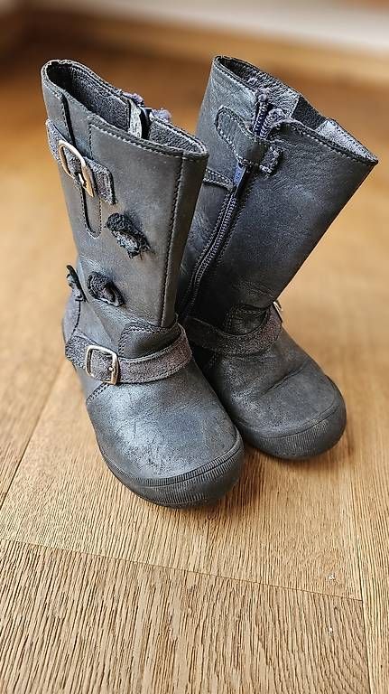 Chaussures filles: Übergangs- / Herbststiefel Grösse 24 – D'occasion à Elgg par soleo509