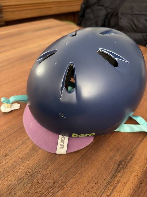 Casques: Helmet Size S/M – D'occasion à Gentilino par sar_6wzk