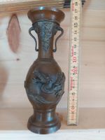 Antike Bronze Vase mit Drachenmotiv, ca. 18 cm hoch