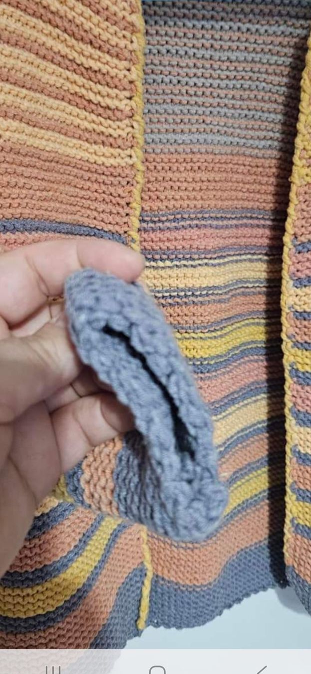 Maglioni & Felpe: Selbstgestricktes Jäckli Gr.122/128 – Nuovo (secondo la descrizione) da Basel venduto da Ricardo.adela24 2