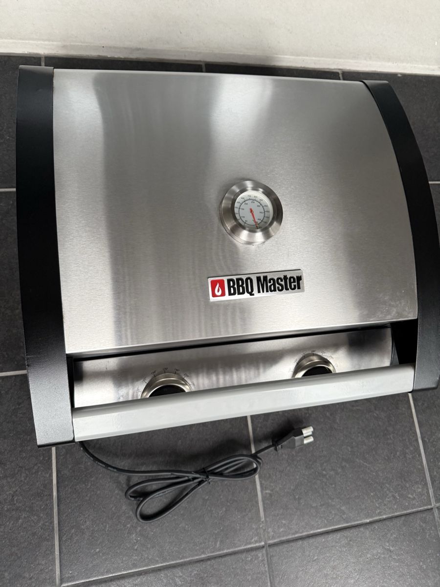 Grils: Gril BBQ Master Volt Barbecue Electriques – D'occasion à Collombey par carlosgomes85