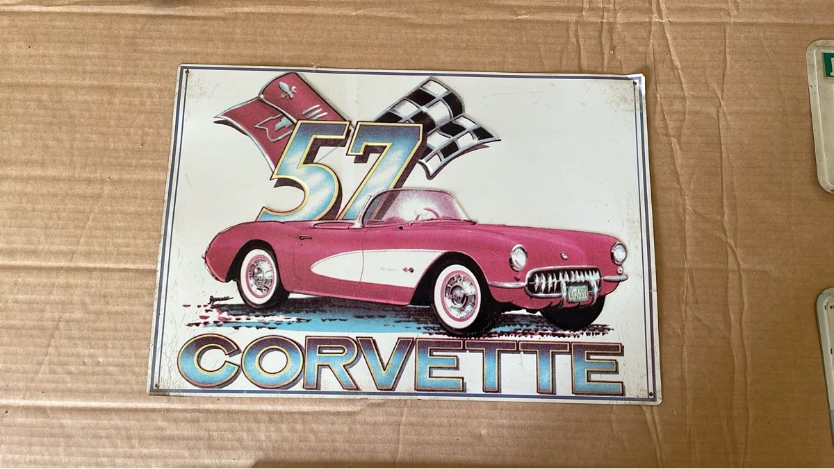 Insegne: Plaque métal Corvette 57 rose checked flag – Usato da Meyrin venduto da jul_km5p