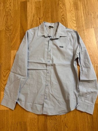 Hemd Boss Langarm hellblau Gr.176 wie neu