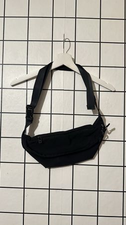Uniqlo Black Crossbody Bag 