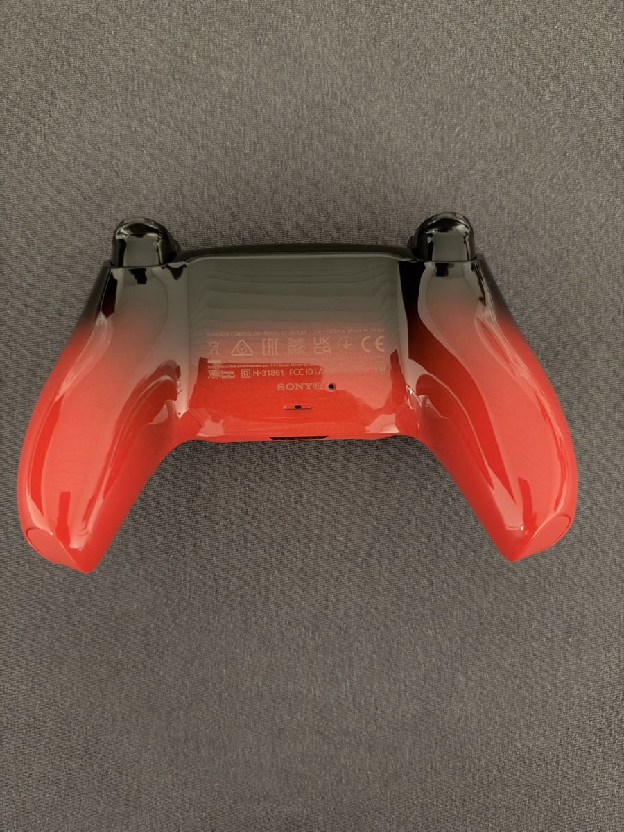 Sony Controller: Sony DualSense Wireless Controller PS5 – Rot/Schwarz – Nuovo (secondo la descrizione) da Fislisbach venduto da dbe_fsw5 1